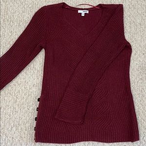 Long-sleeved sweater
